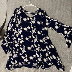 Floral dress with POCKETS!